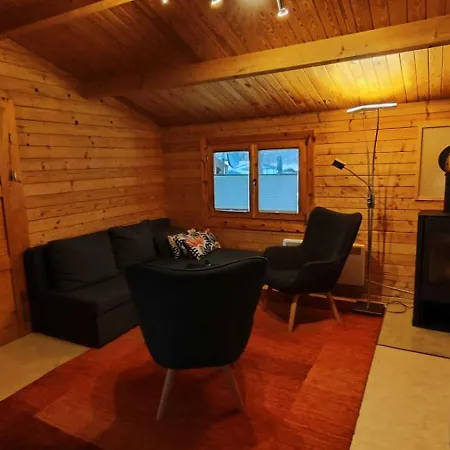Holzhaus Direkt Am Casa de Férias *